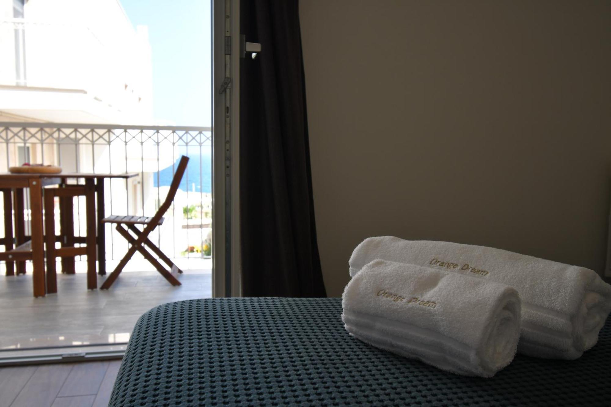Orange Dream Hotel Polignano a Mare Kültér fotó